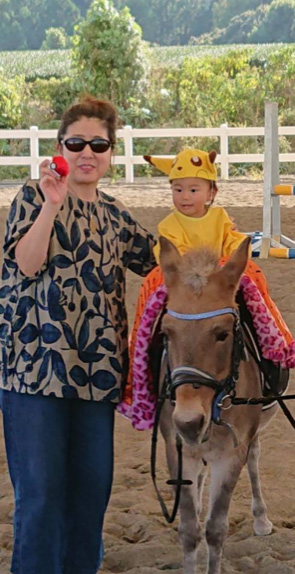 ロバポニーのエル君とオーナーの仲村様